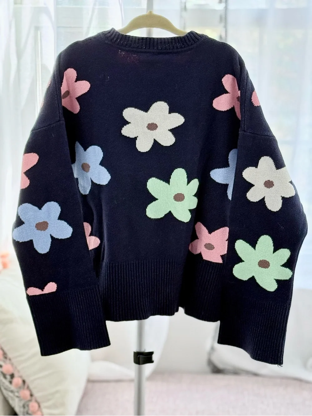 GAP kids - Girl’s Navy Floral Crewneck Sweater
